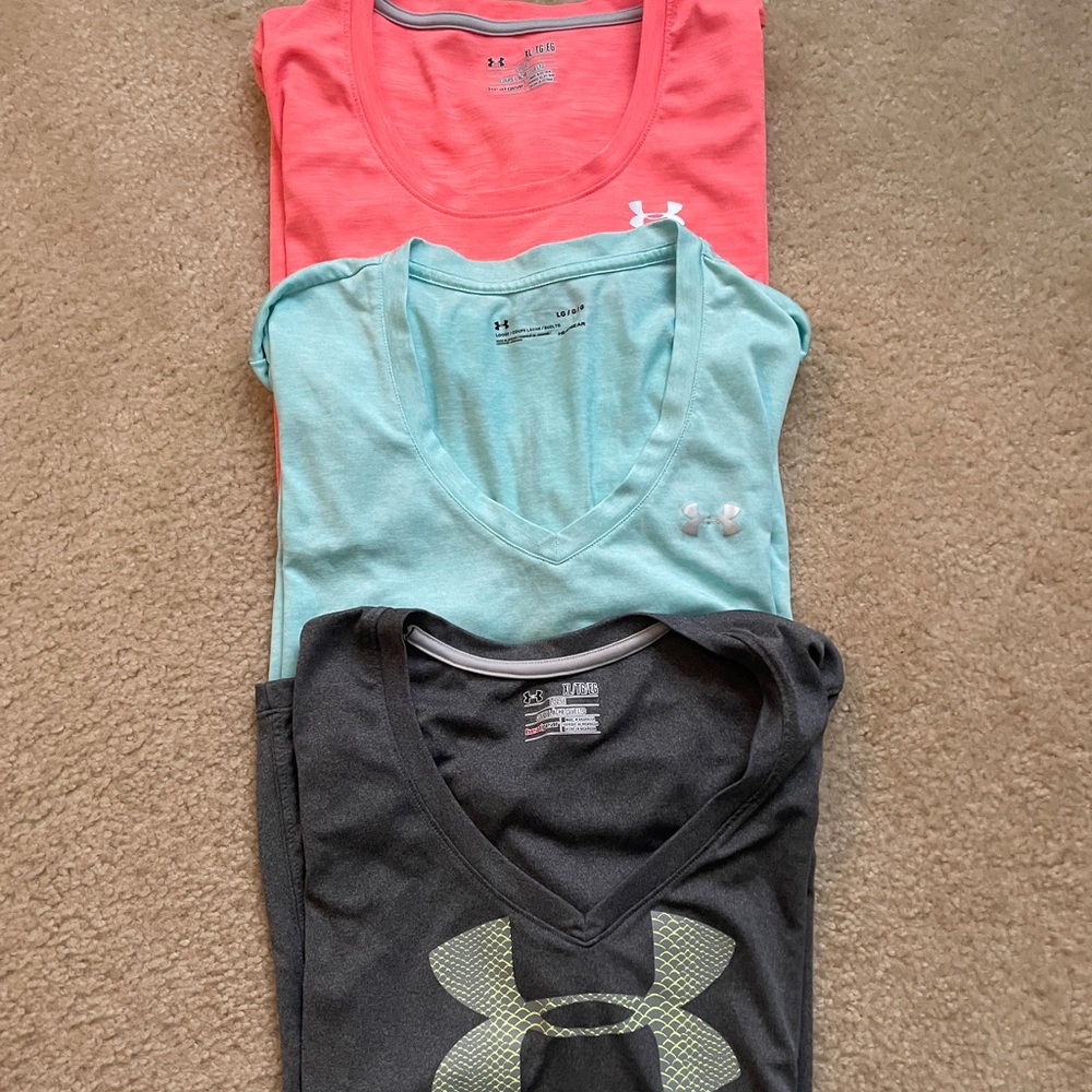 Lot of 3 Under Armor women’s workout shirts